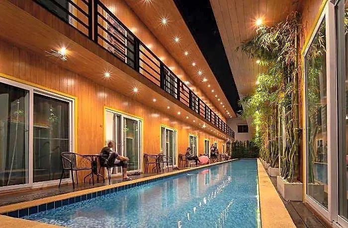 Hotel V - Mrt Huai Khwang