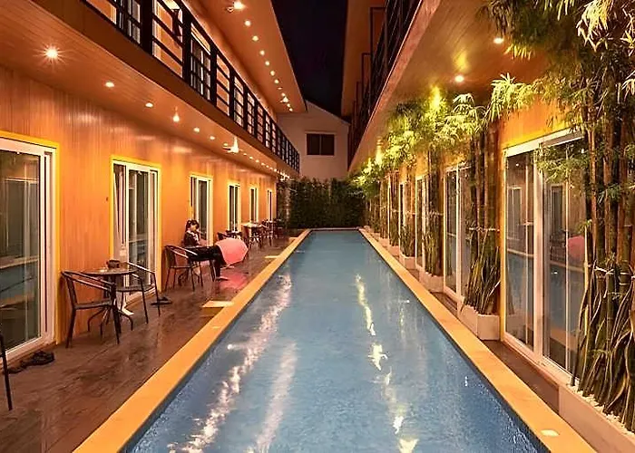 Hotel V - Mrt Huai Khwang